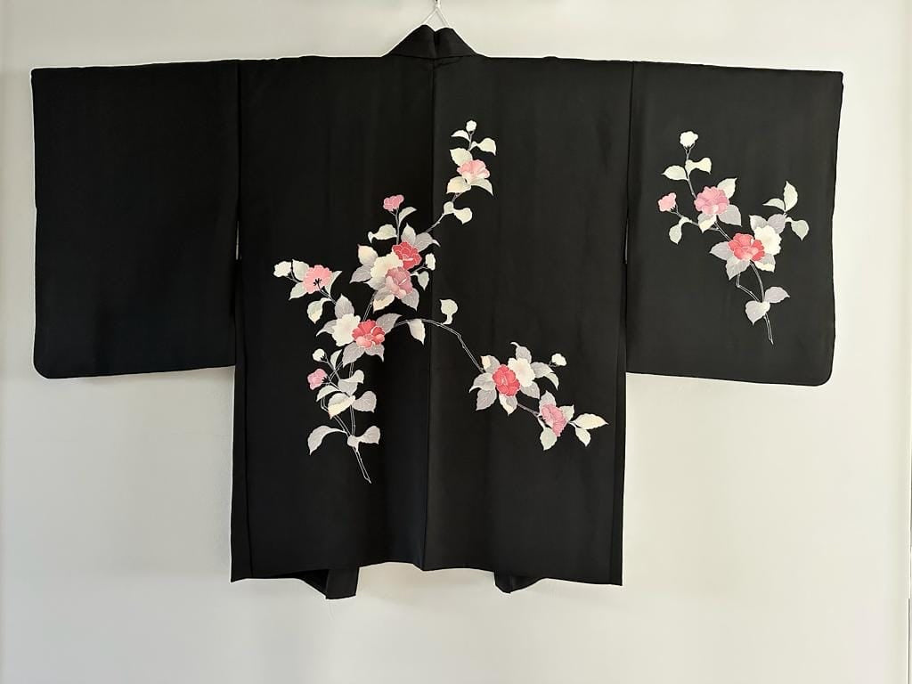 Haori  con motivo floreale dipinto