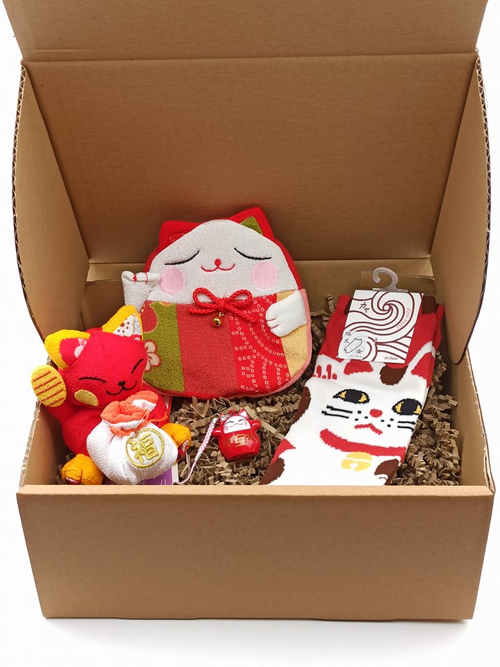 Neko Box Red & White