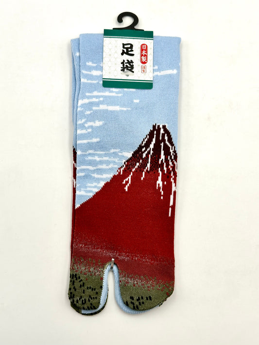 Tabi Fuji (L)